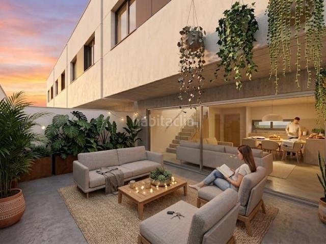 Casa adosada en venta en Almería, La Cañada de San Urbano. 4 Viviendas Unifamiliares La Cañada. Casas adosadas.