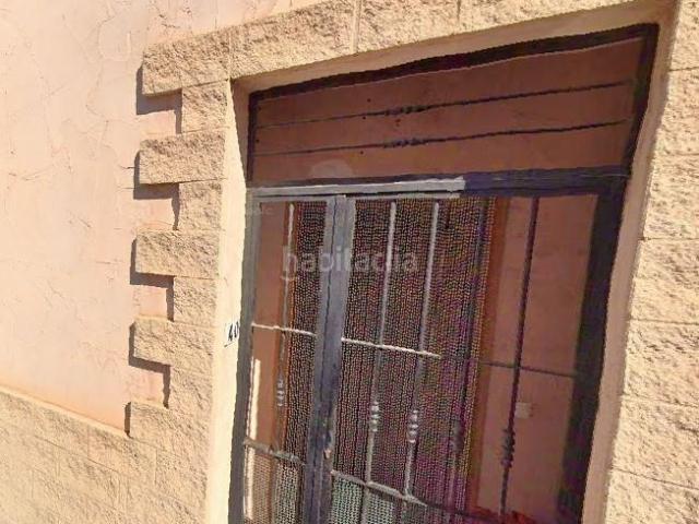 Casa adosada en venta en Almería, La Chanca Pescadería. SE VENDE inmueble ALQUILADO en Almería. Casas adosadas.