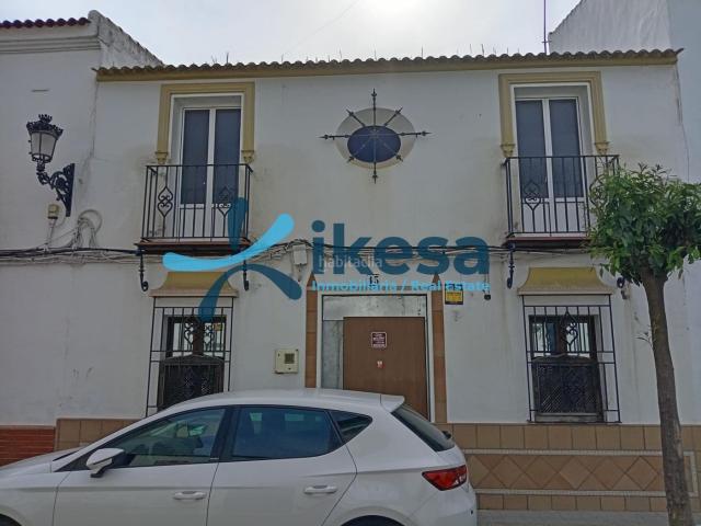 Casa adosada en venta en Almonte, Almonte. Venta de vivienda en Almonte, Huelva. Casas adosadas.