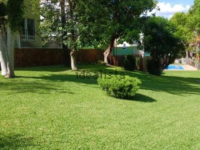 Casa adosada en Venta en Almoines