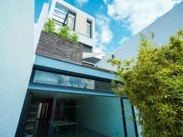 Casa adosada en Venta en Almoradí
