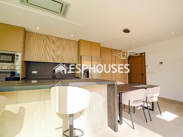 Casa adosada en venta en Almoradí. Villa adosada en Heredades. Casas adosadas.