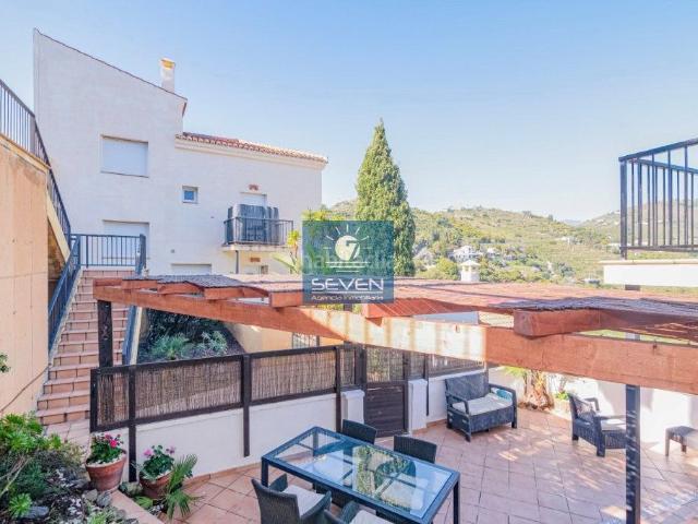 Casa adosada en venta en Almuñécar, Velilla Velilla Taramay. Casa Adosada en venta en Urb. Fuentes de Almuñécar, 4 dormitorios. Casas adosadas.