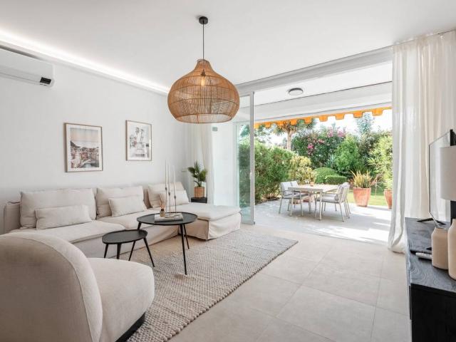 Casa adosada en Venta en Aloha