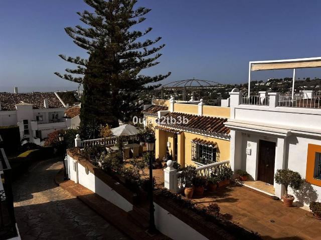 Casa adosada en Venta en Aloha
