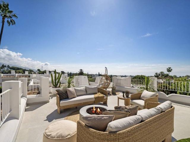 Casa adosada en Venta en Aloha