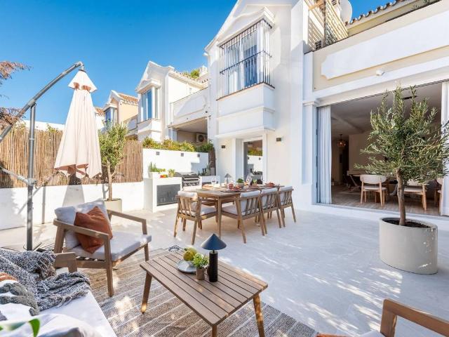 Casa adosada en Venta en Aloha