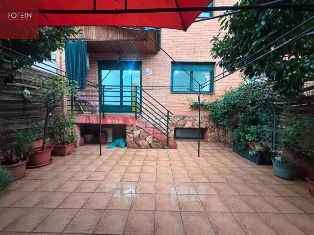 Casa adosada en Venta en Alovera
