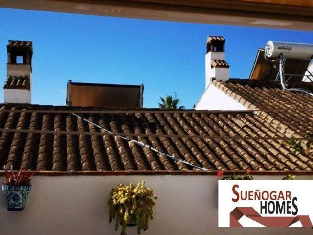 Casa adosada en Venta en Alozaina