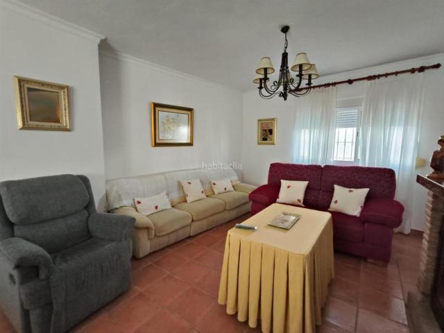 Casa adosada en venta en Alozaina. Casas adosadas.