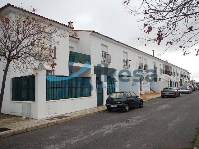 Casa adosada en Venta en Aracena