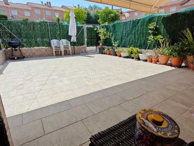Casa adosada en venta en Aranjuez, Nuevo Aranjuez Ciudad de las Artes. CHALET ADOSADO EN VENTA EN LA CIUDAD DE LAS ARTES. Casas adosadas.