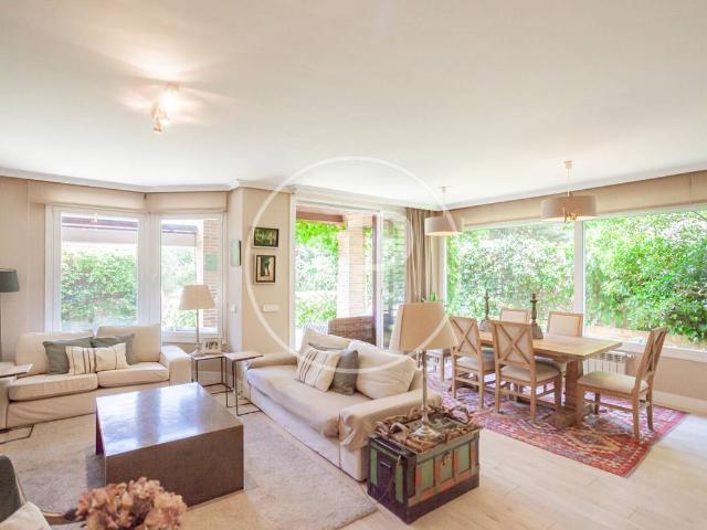 Casa adosada en Venta en Aravaca