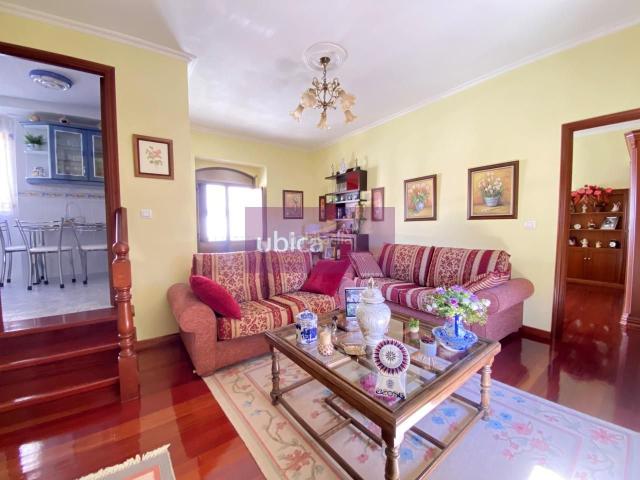 Casa adosada en venta en Arbo. Casas adosadas.