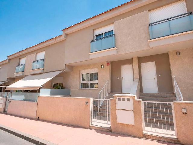 Casa adosada en Venta en Archena