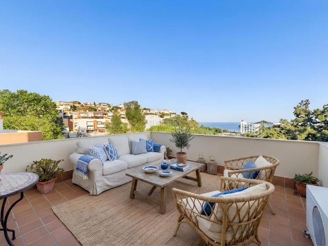Casa adosada en venta en Arenys de Mar, Urbanitzacions. ADOSADO ESQUINERO. Casas adosadas Arenys de.
