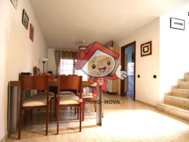 Casa adosada en venta en Arenys de Mar, Zona alta. Casa adosada con terraza, buhardilla y patio en zona tranquila de Arenys de Mar. Casas adosadas Arenys de.