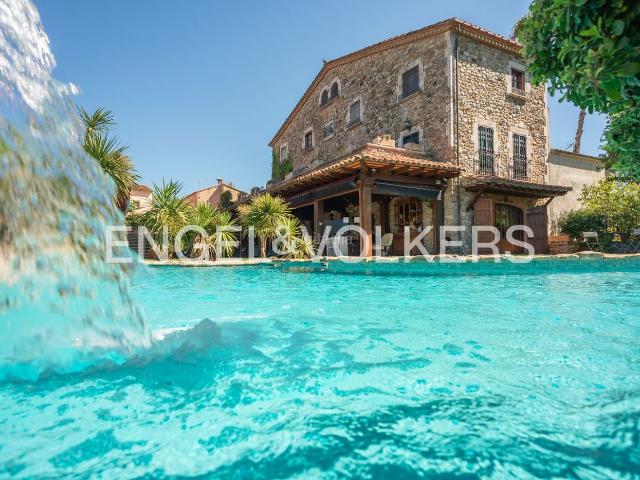 Casa adosada en venta en Argelaguer. Exclusiva casa rural en Agelaguer. Casas adosadas.