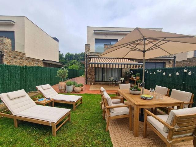 Casa adosada en Venta en Argoños
