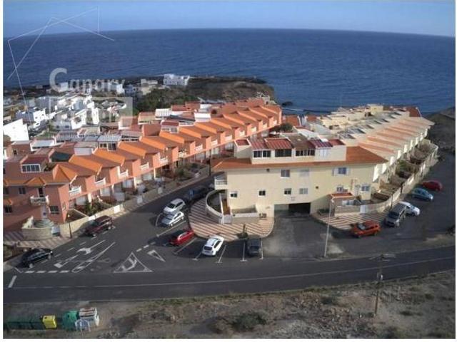 Casa adosada en Venta en Arico