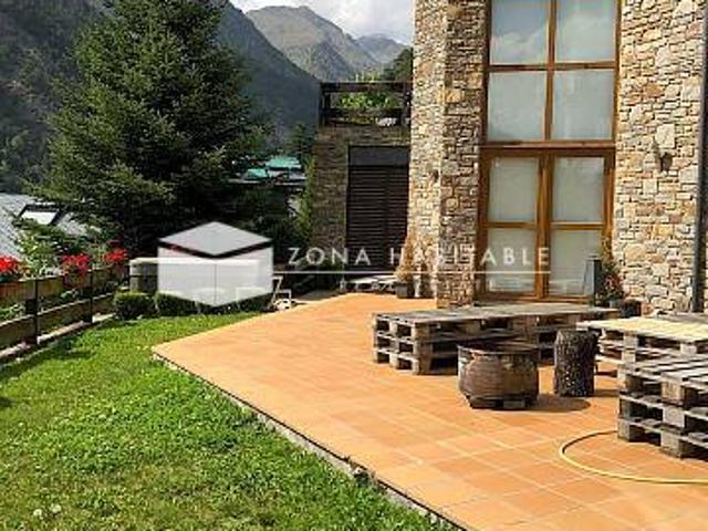 Casa adosada en Venta en Arinsal Erts