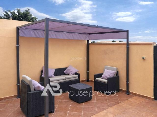 Casa adosada en venta en Arona, Las Rosas. CASA ADOSADA EN LAS ROSAS. Casas adosadas.