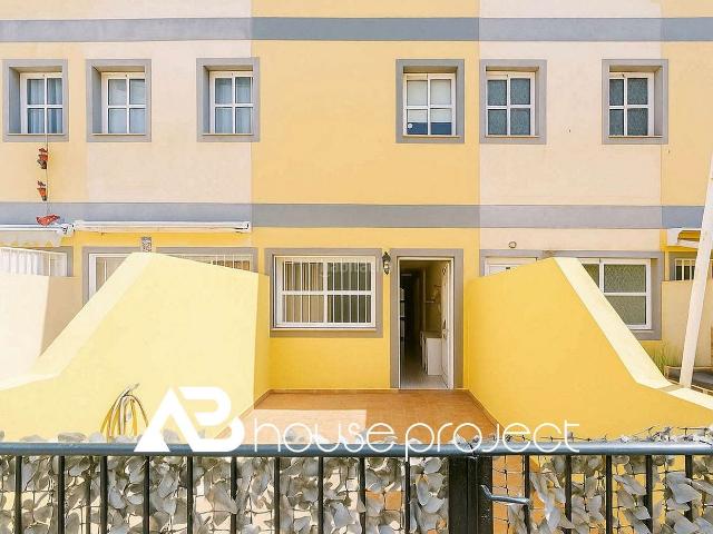 Casa adosada en venta en Arona, Valle San Lorenzo. Casas adosadas.