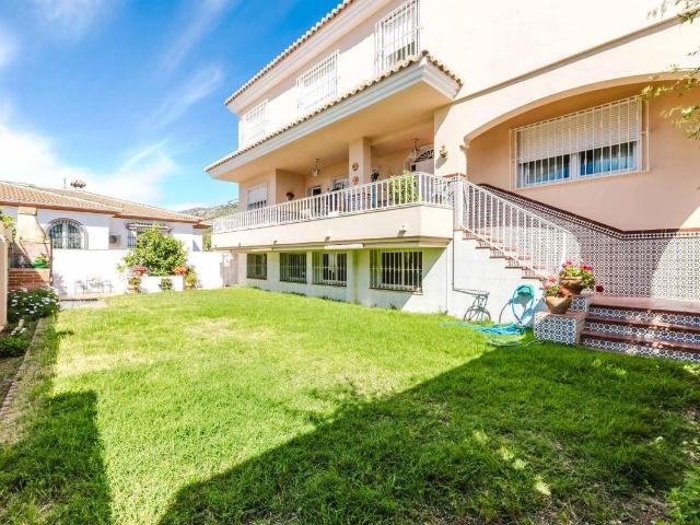 Casa adosada en Venta en Arroyo de la Miel