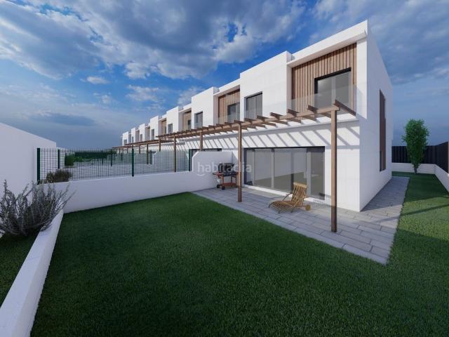Casa adosada en venta en Arroyo de la Encomienda, La Flecha Monasterio del Prado. Casa en Calle Sierra De Gredos. Casas adosadas Arroyo de la.
