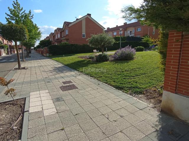 Casa adosada en venta en Arroyo de la Encomienda, Sotoverde. Casas adosadas Arroyo de la.