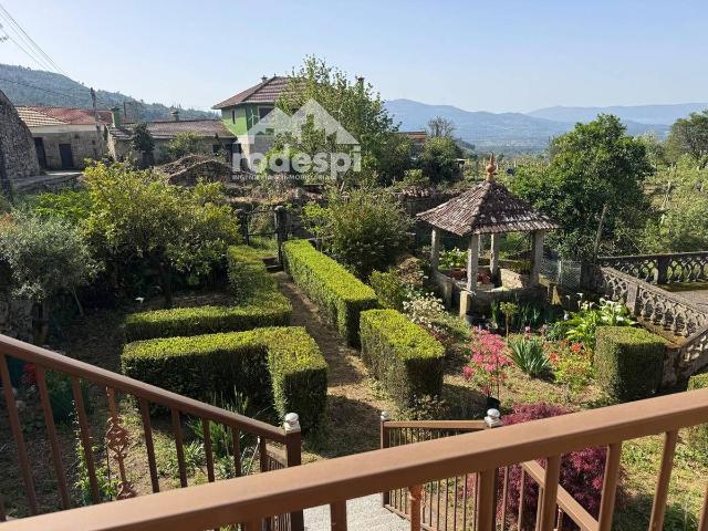 Casa adosada en Venta en As Neves