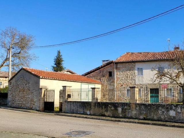 Casa adosada en Venta en Atapuerca