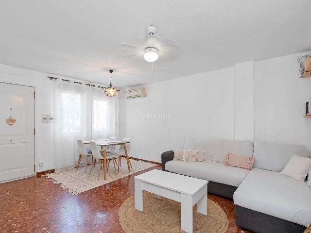 Casa adosada en venta en Atarfe. Inmobiliaria García Delgado vende Coqueta Vivienda en Atarfe!. Casas adosadas.