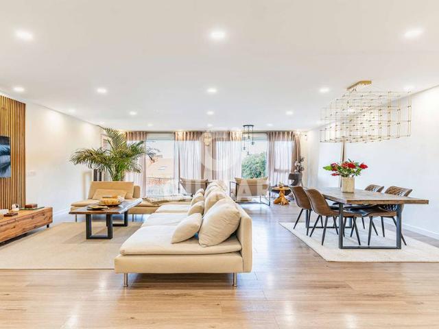 Casa adosada en Venta en Avenida Europa