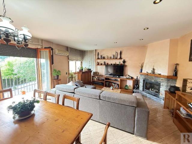 Casa adosada en Venta en Avià