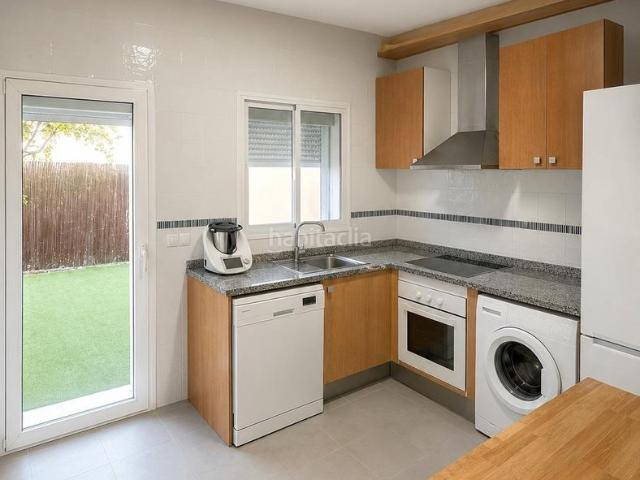 Casa adosada en venta en Ayamonte, Costa Esuri. EXCLUSIVO CHALET ADOSADO EN COSTA ESURI Golf, Playa y Algarve a solo 7 minutos. Casas adosadas.