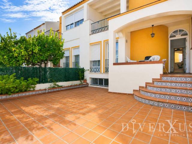 Casa adosada en Venta en Ayamonte ciudad