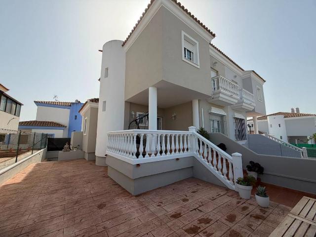 Casa adosada en Venta en Ayamonte ciudad
