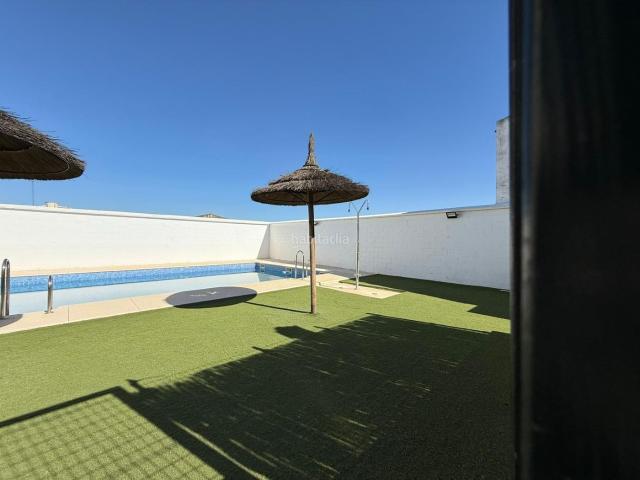 Casa adosada en venta en Aznalcázar. Casas adosadas.
