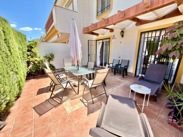 Casa adosada en Venta en Añoreta Baja