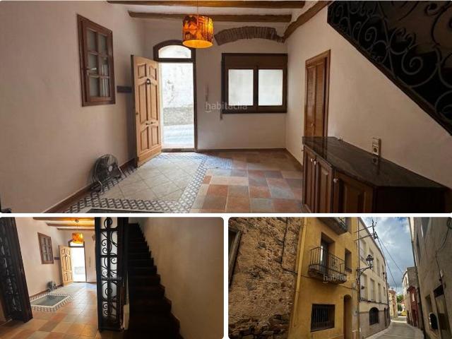Casa adosada en venta en Botarell. INVERSIÓ CASA DE POBLE A BOTARELL. Casas adosadas.