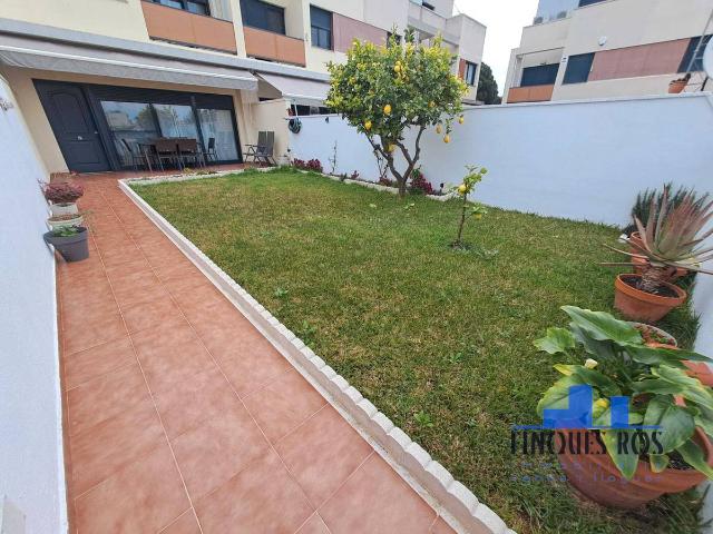 Casa adosada en Venta en Boverals Saldonar