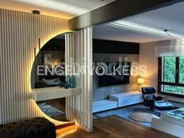 Casa adosada en venta en Boadilla del Monte, Bonanza. Chalet con piscina climatizada en Boadilla del Monte. Casas adosadas Boadilla del.