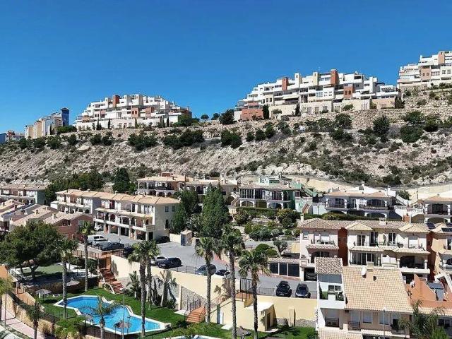 Casa adosada en Venta en Bonalba Cotoveta