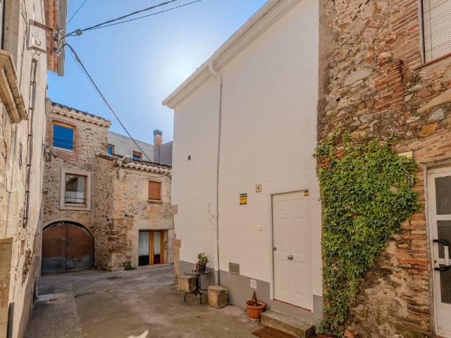 Casa adosada en Venta en Bordils