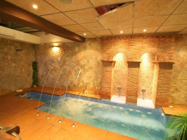Casa adosada en Venta en Borriol