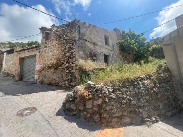 Casa adosada en venta en Borriol. Casas adosadas.