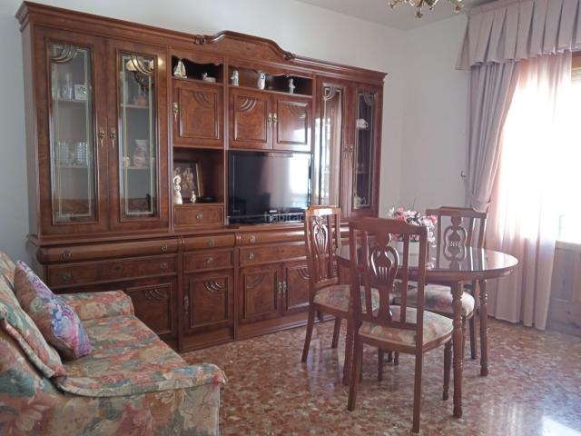 Casa adosada en venta en Baza. Casas adosadas.