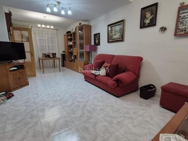 Casa adosada en venta en Badajoz, Carretera de Sevilla Los Montitos. Adosado en venta en Ctra. Sevilla. Casas adosadas.