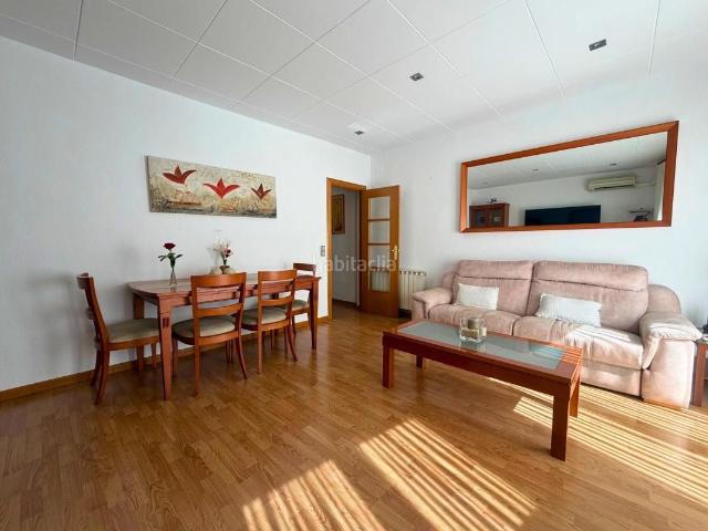 Casa adosada en venta en Badalona, Bufalà. Casas adosadas.